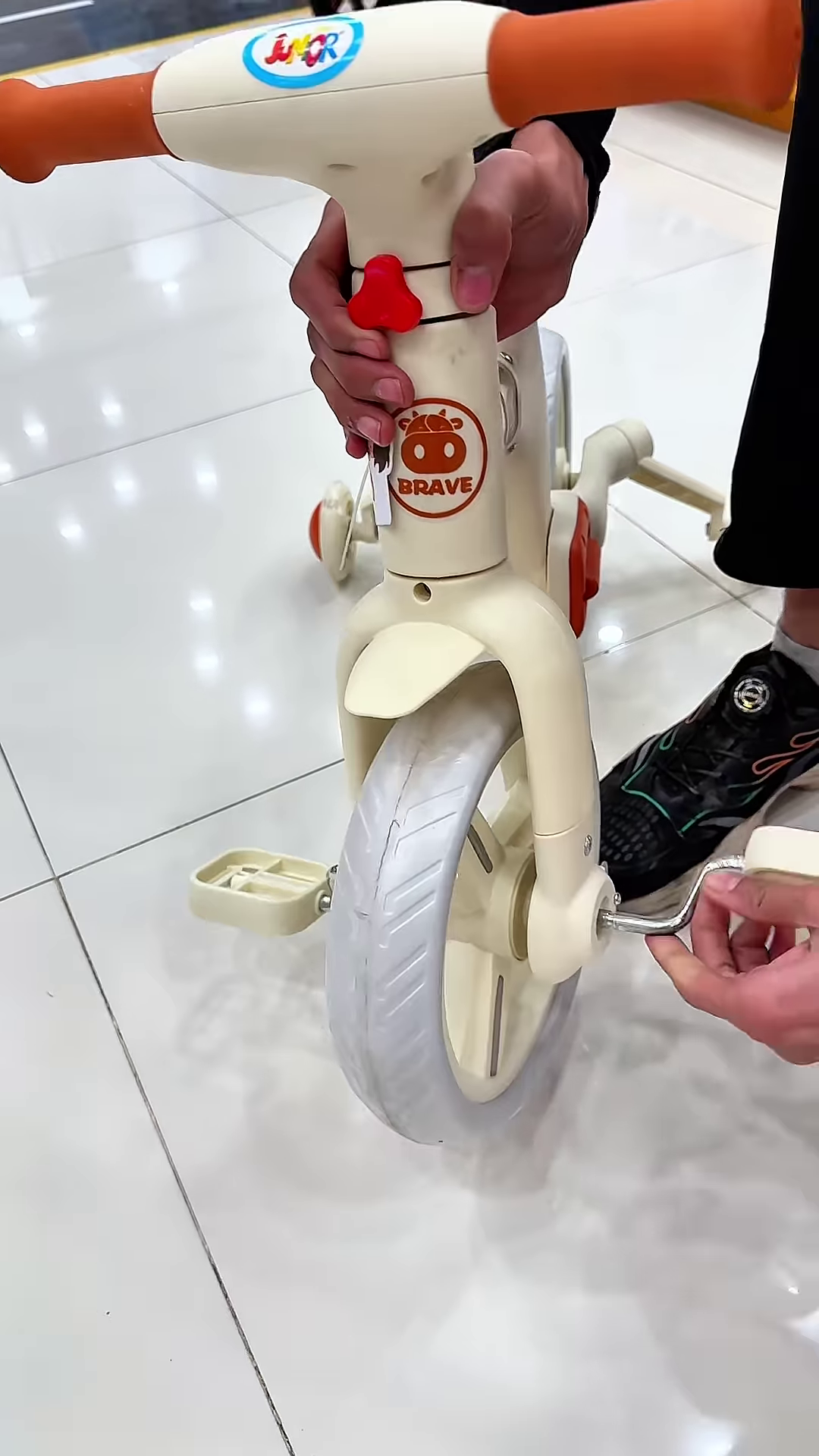 Versatile 4-in-1 Kids' Transformable Balance Bike and Tricycle